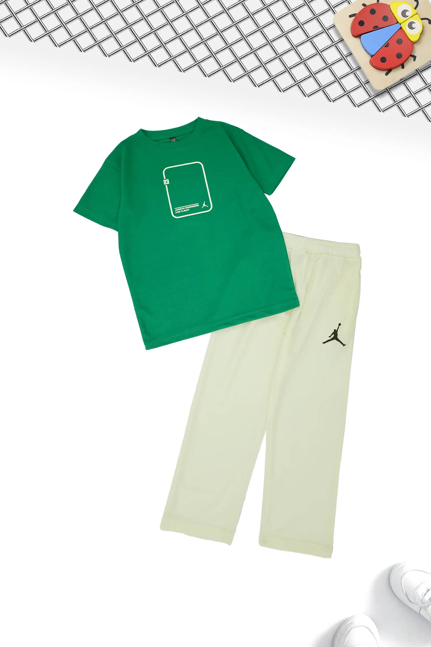 Jrdn Flight 23 Engineered Younger Kids Tracksuit - Image 2