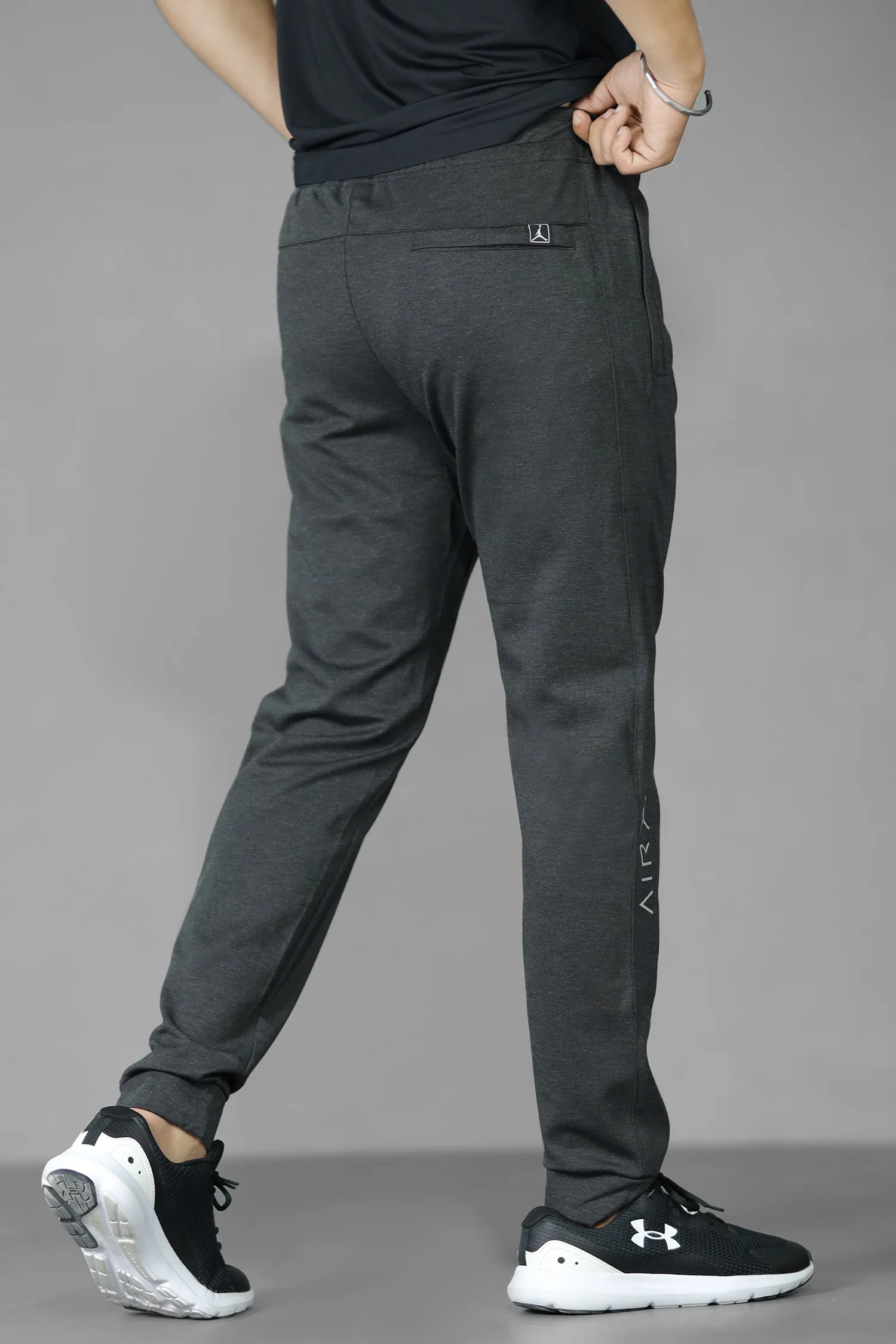 Jrdn Grip Style Men's Slim-Fit Trouser - Image 6