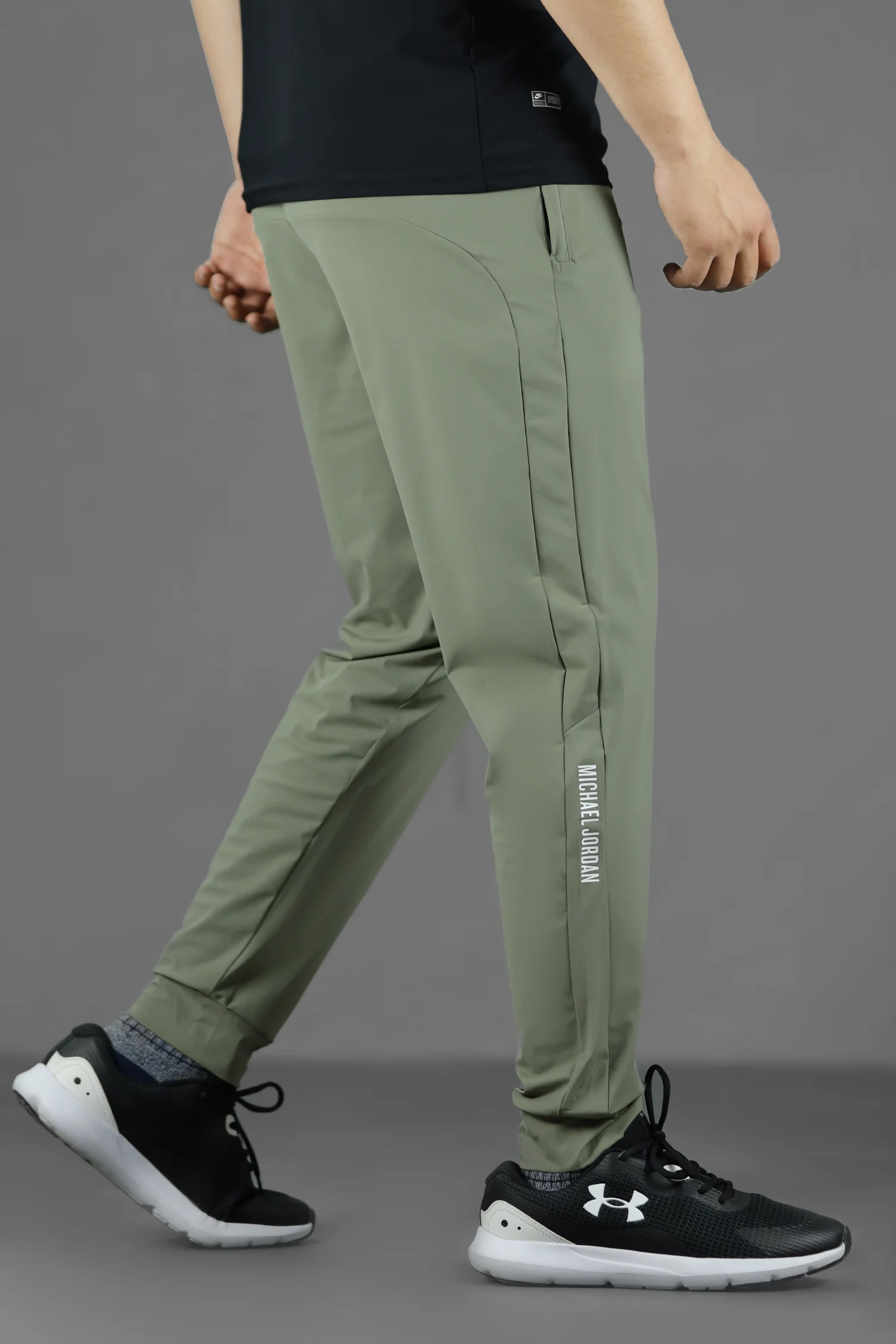 Nke Plain Design Dry-Fit Trouser In Camo Green - Image 3