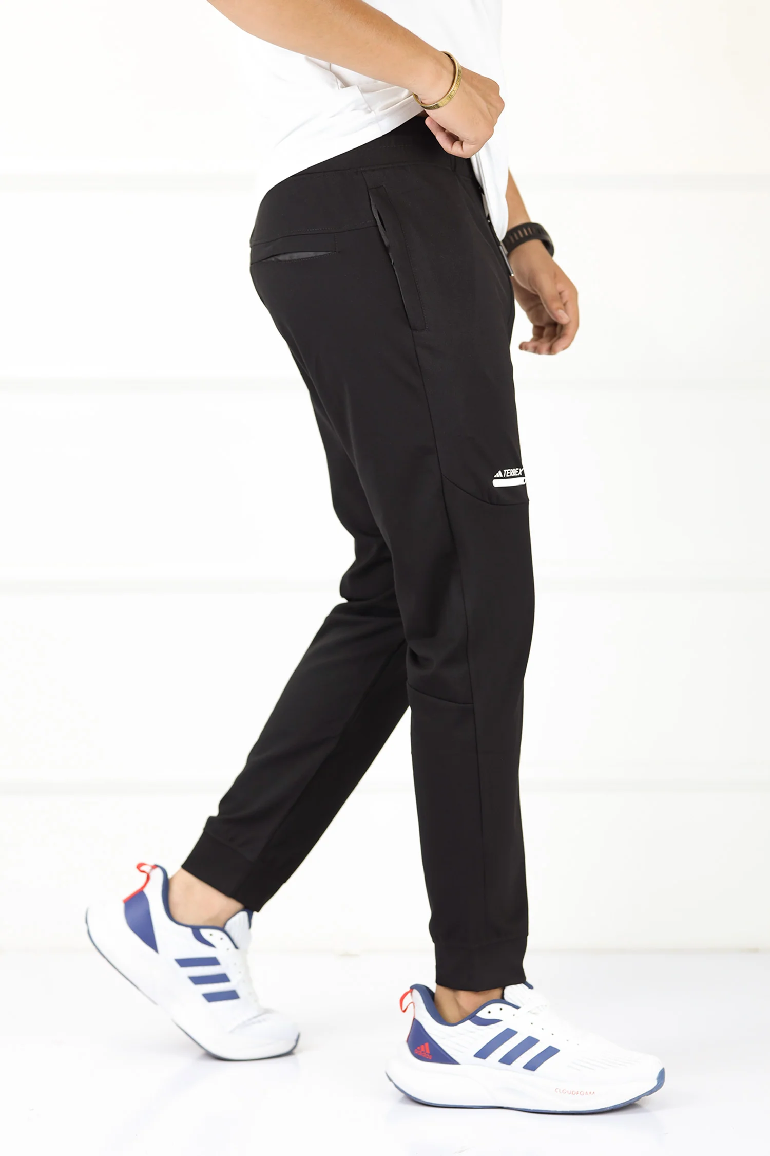 Adds Terrx Side Striped Sportswear Trouser In Black - Image 4