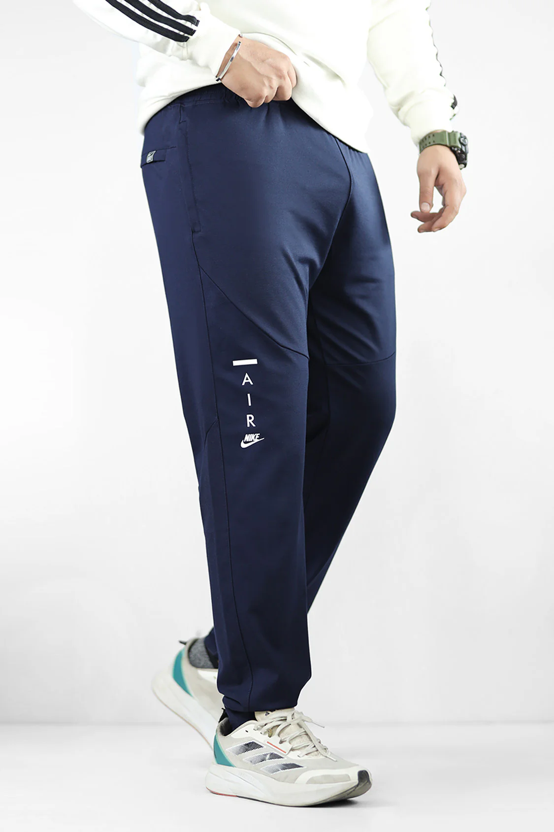 Nke Wild Run Grip Style Slim-Fit Trouser - Image 4