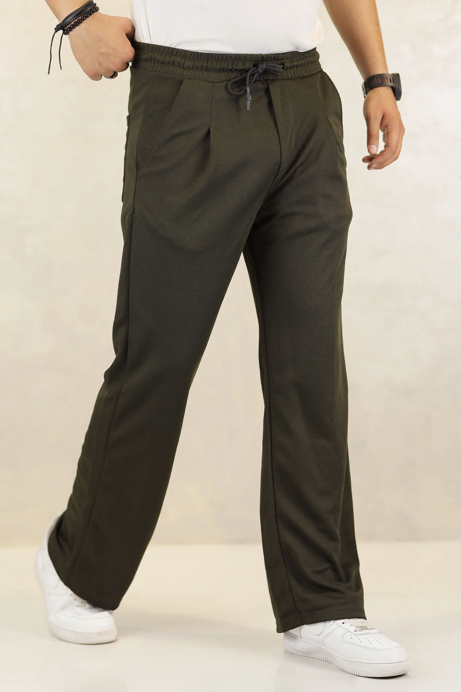 Relaxed Straight Baggy Loose Bottom Trouser in Olive Green