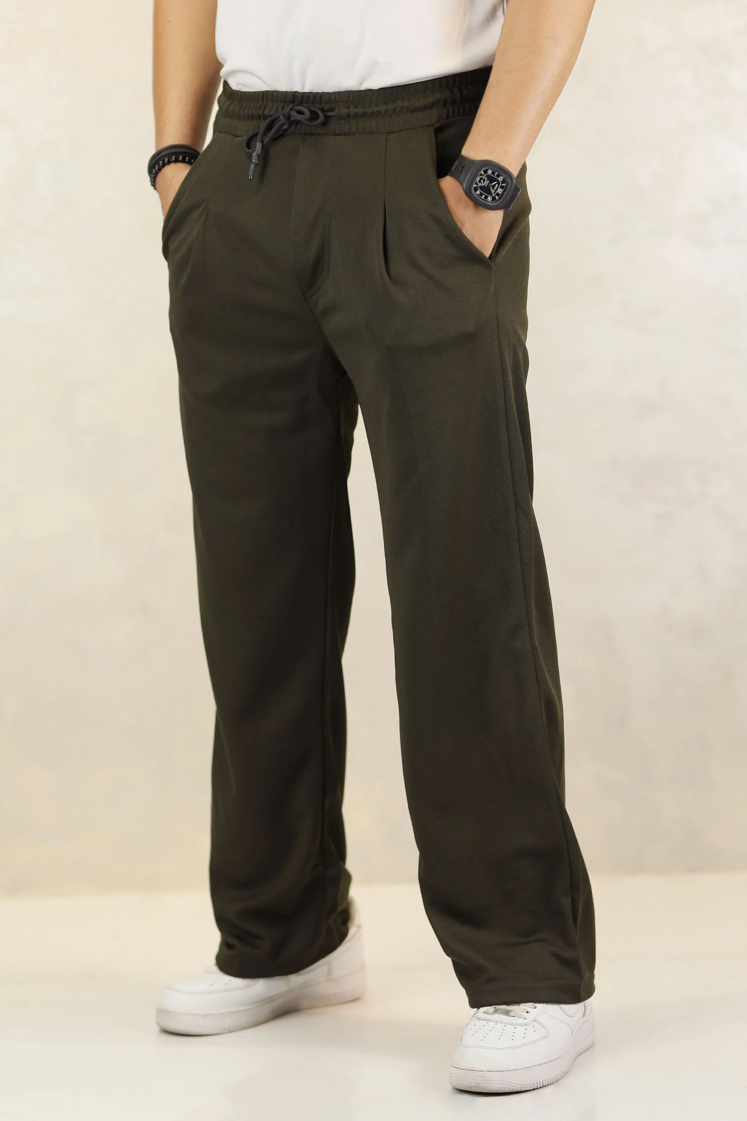 Relaxed Straight Baggy Loose Bottom Trouser in Olive Green - Image 3