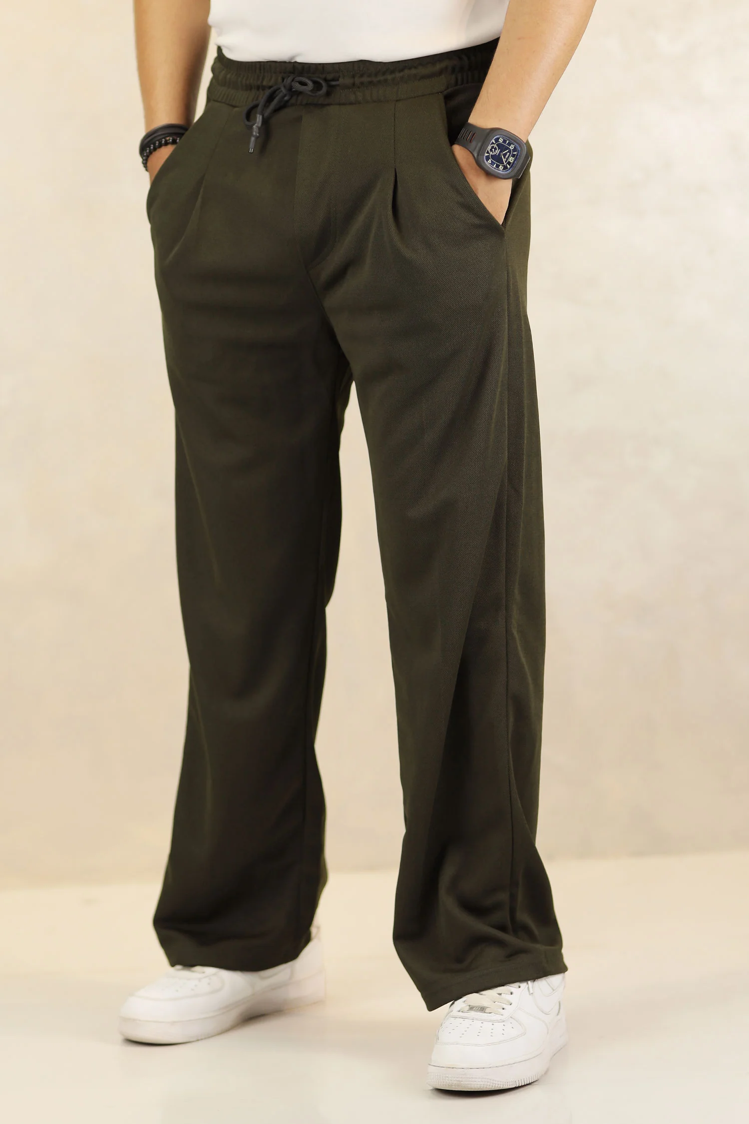 Relaxed Straight Baggy Loose Bottom Trouser in Olive Green - Image 4