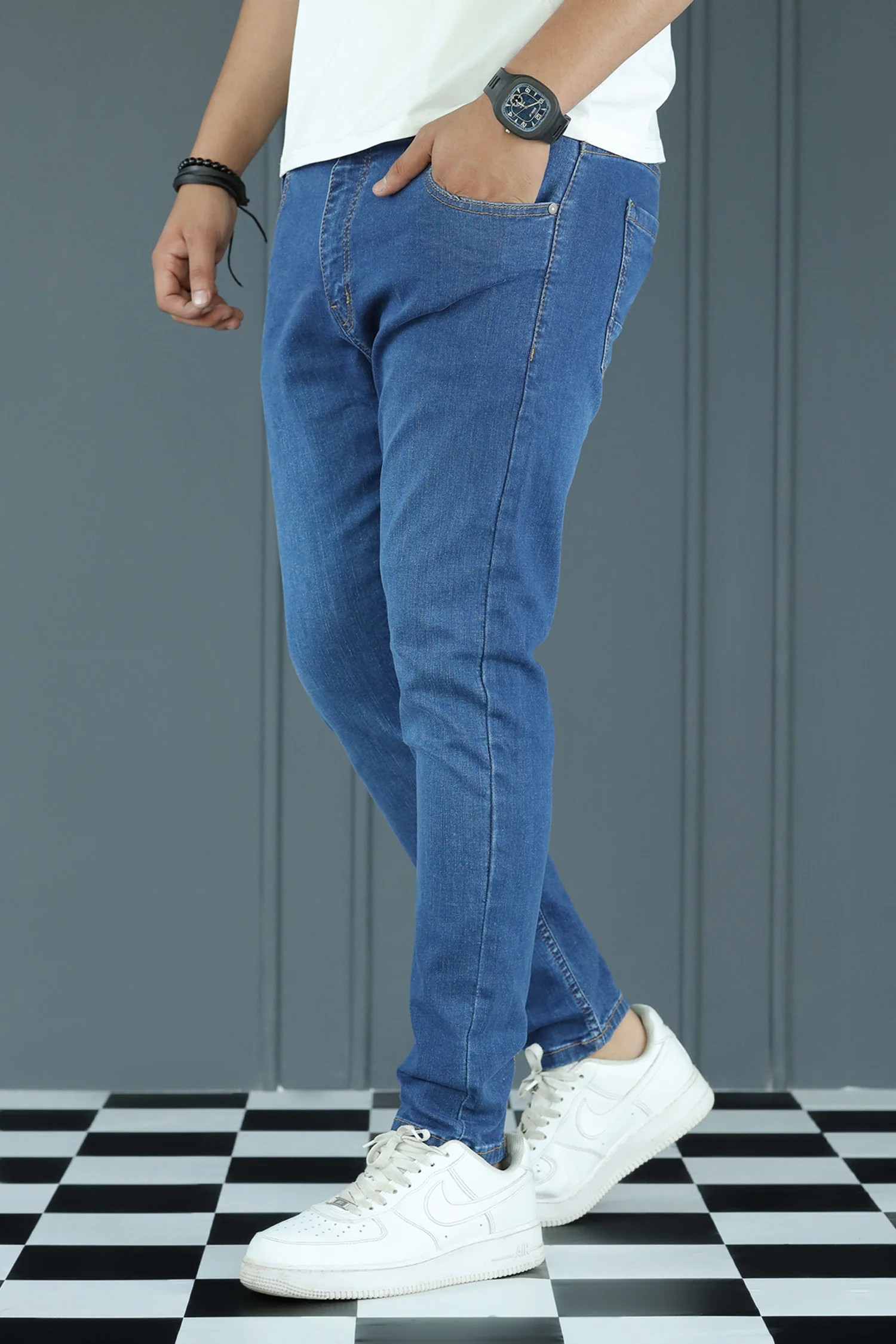 City Mode Turbo Ankle Fit Jeans In Mid Blue - Image 3