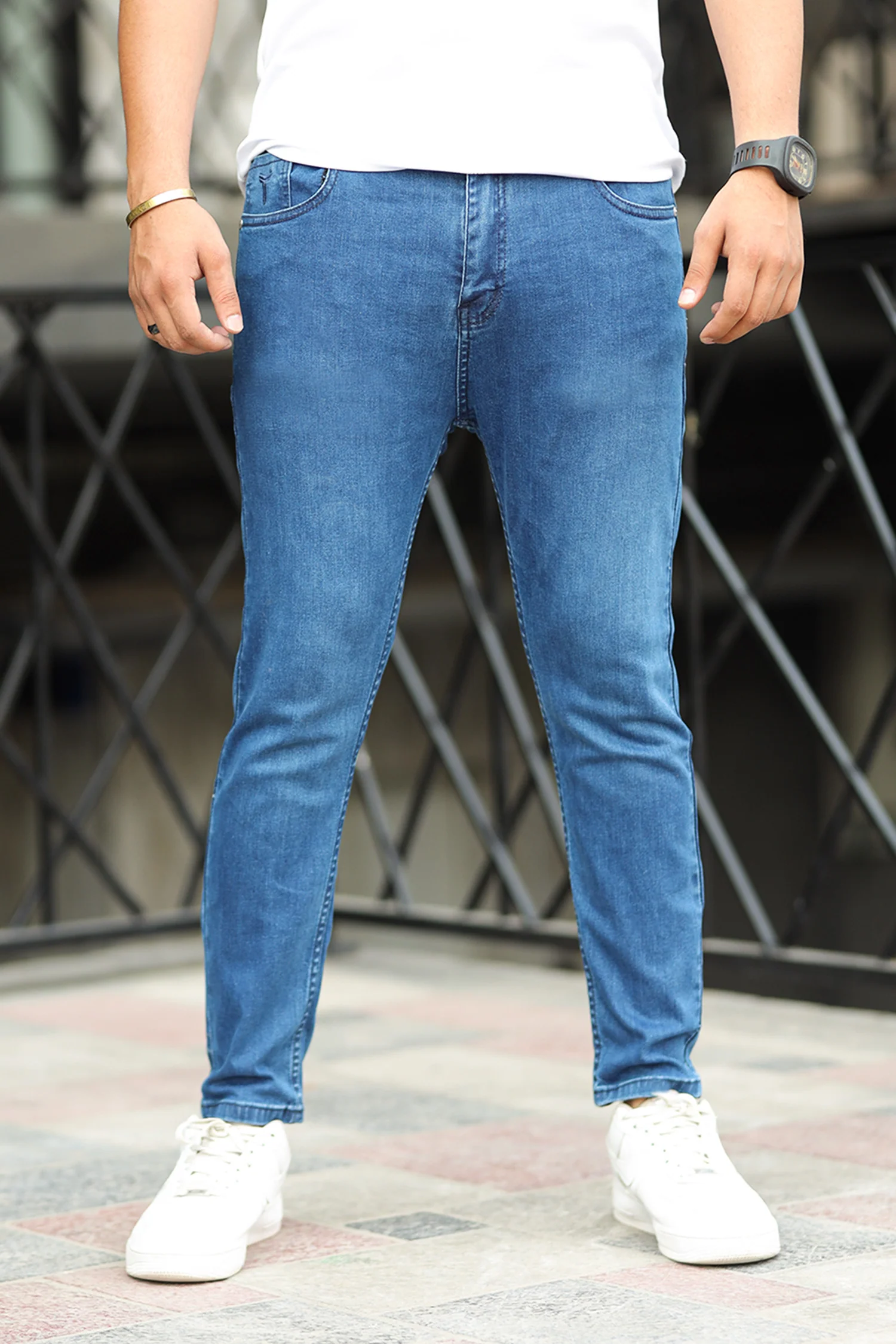 Streetline Edge Turbo Ankle Fit Jeans In Navy Blue - Image 2