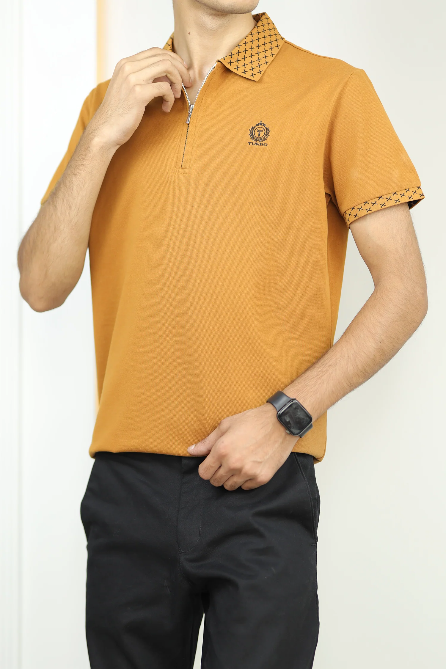 Turbo Abstract Zip Collar Men's Polo Shirt - Image 2