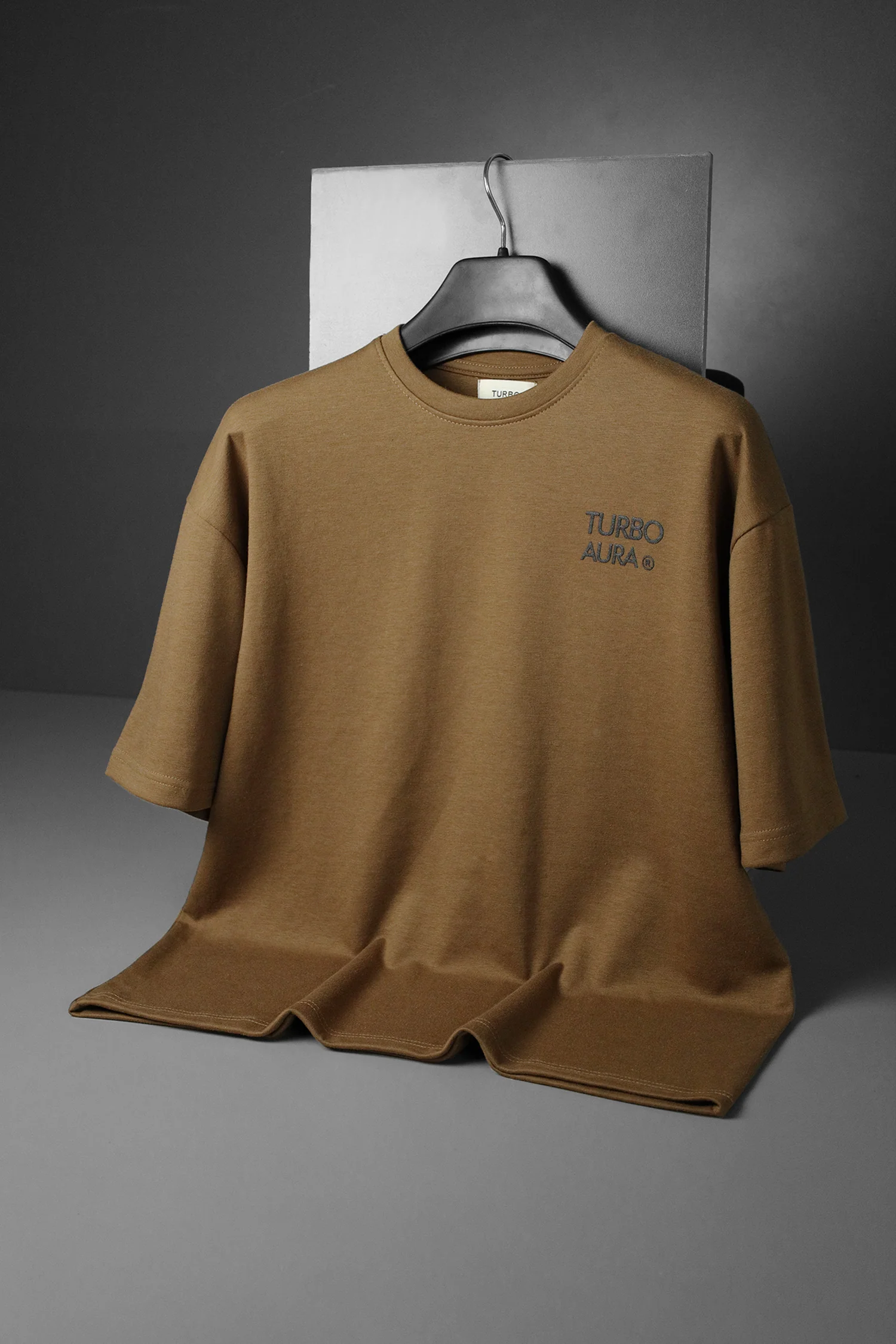 Turbo Calm Edge Men's Oversize Tee - Image 11