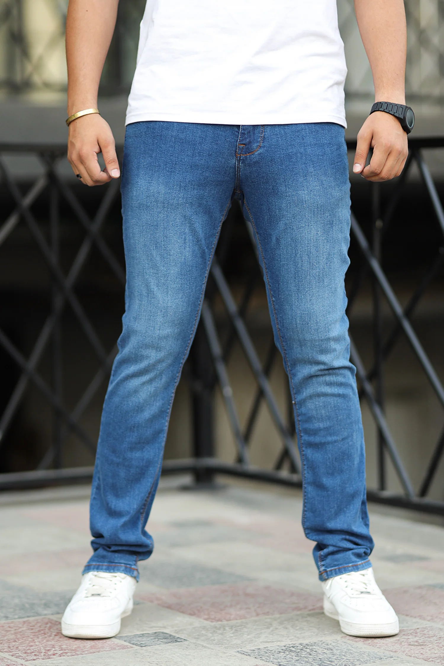 Turbo Clean Cut Iconic Relaxed Slim Fit Jeans In Blue - Image 3