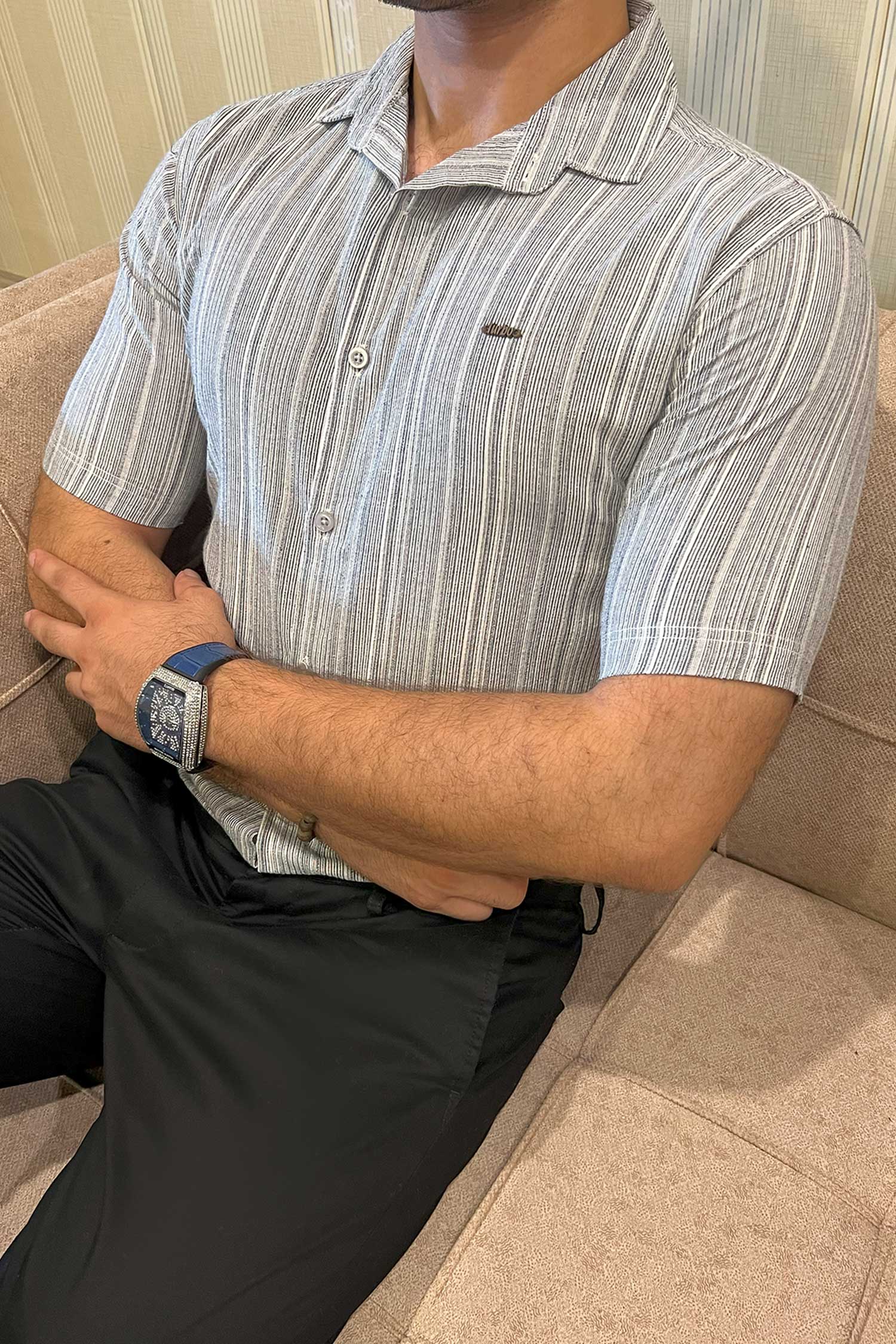 Turbo Down Box Collared Casual Shirt In Slate Grey - Image 4