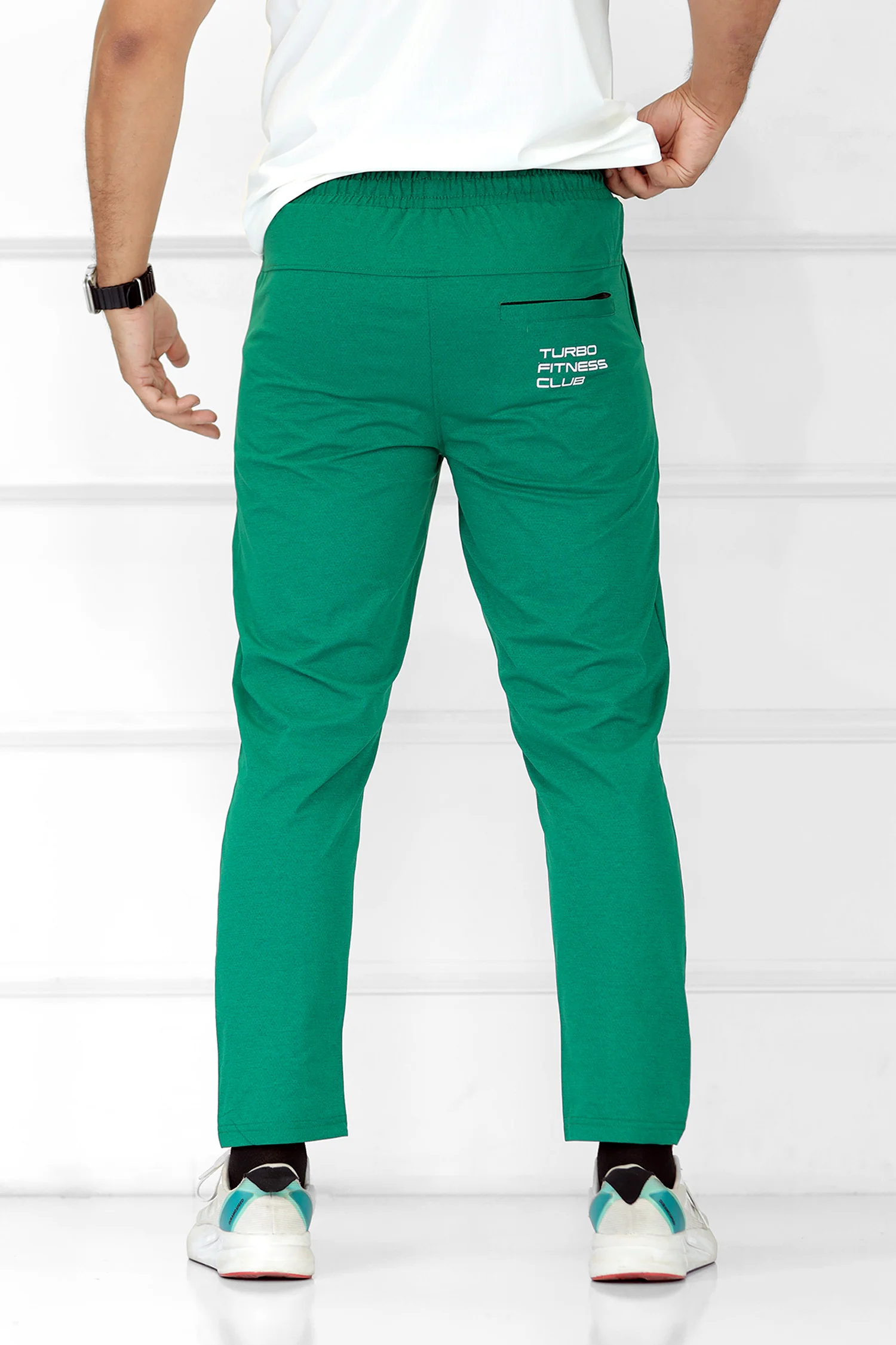Turbo 'Fitness Club' Team Issue Sportswear Men's Dryfit Trouser In Green - Image 3