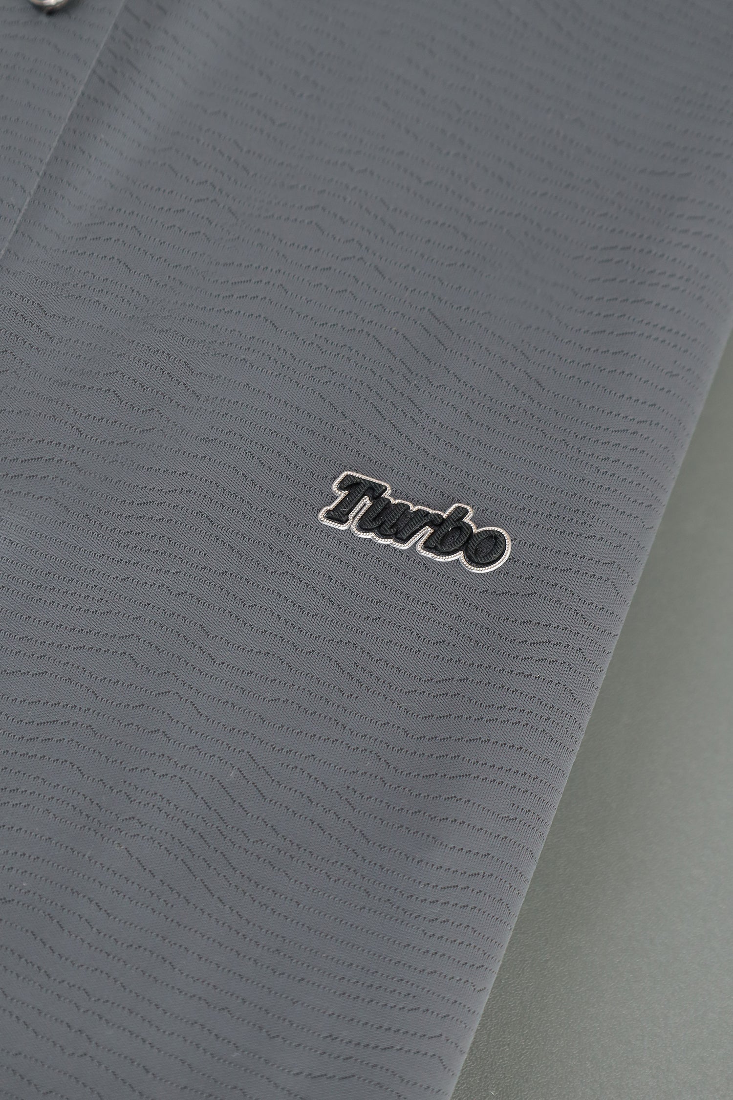 Turbo Luxury Breathable Stitchless Men's Polo Shirt In Dark Grey - Image 3