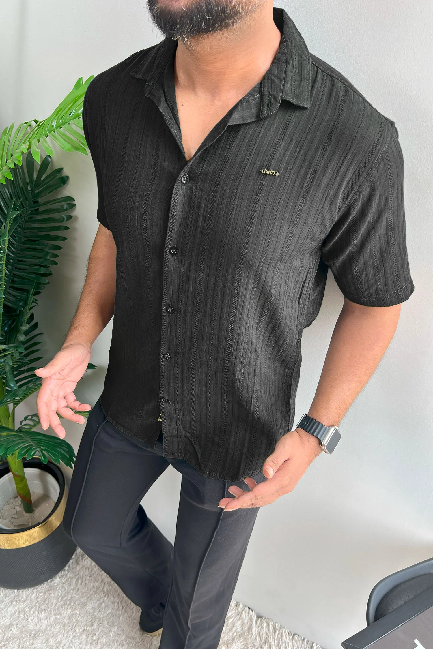 Turbo Minimalist Design Half Sleeve Casual Shirt In Black - Image 2