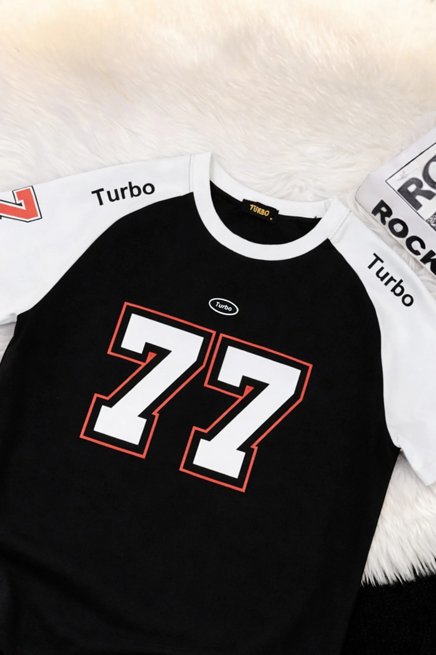 Turbo Numeric '77' Down Shoulder Men's Tee In Black - Image 4