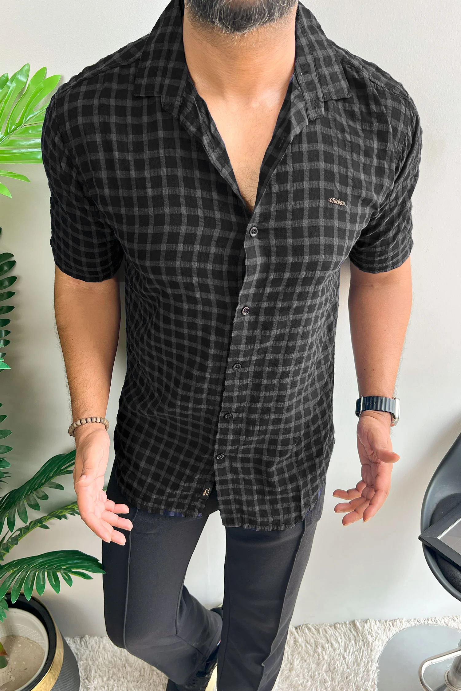 Turbo Premium Lightweight Half Sleeve Casual Shirt In Black