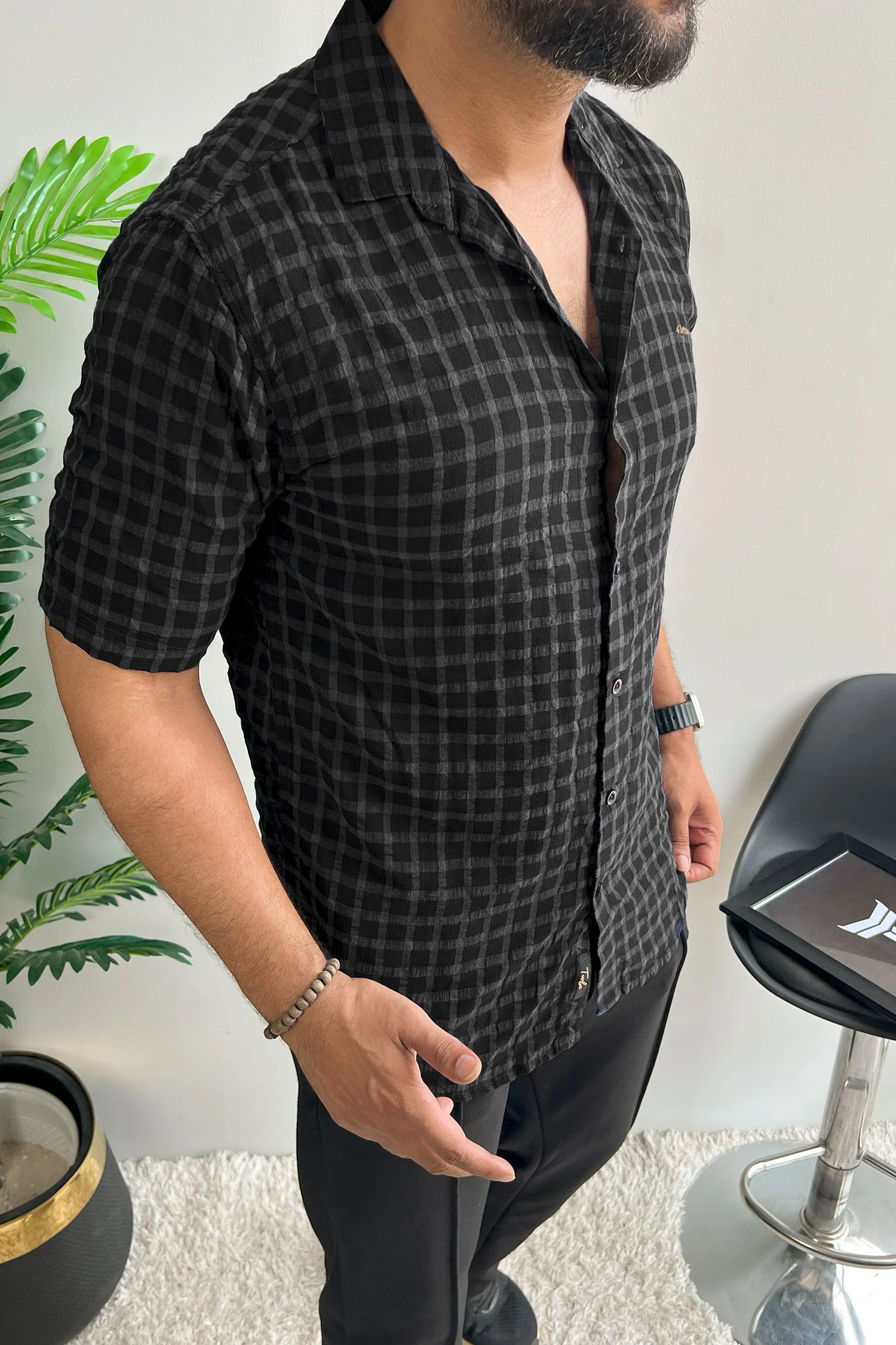 Turbo Premium Lightweight Half Sleeve Casual Shirt In Black - Image 3