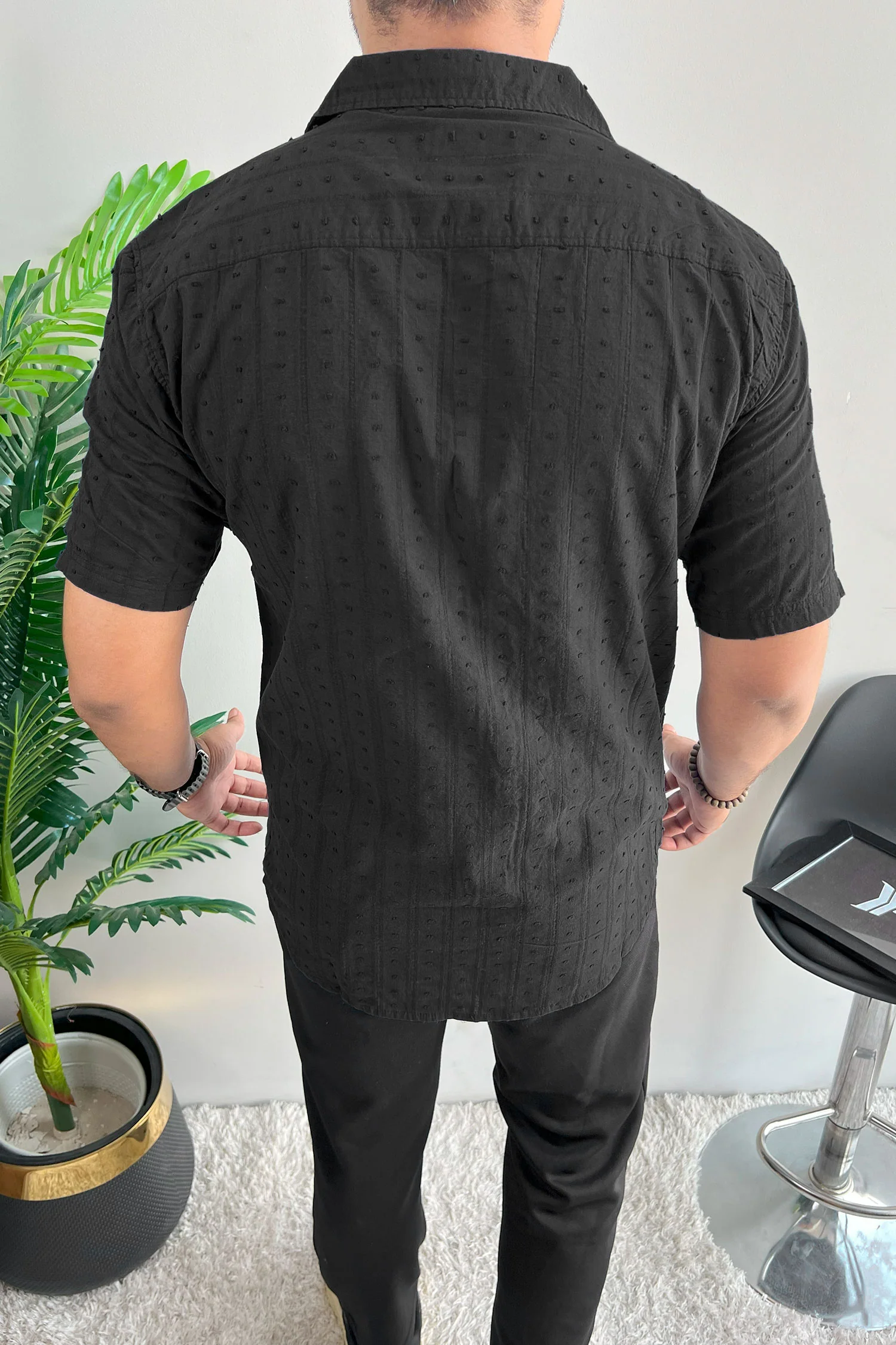 Turbo Puff Clasic Thread Casual Shirt In Black - Image 4