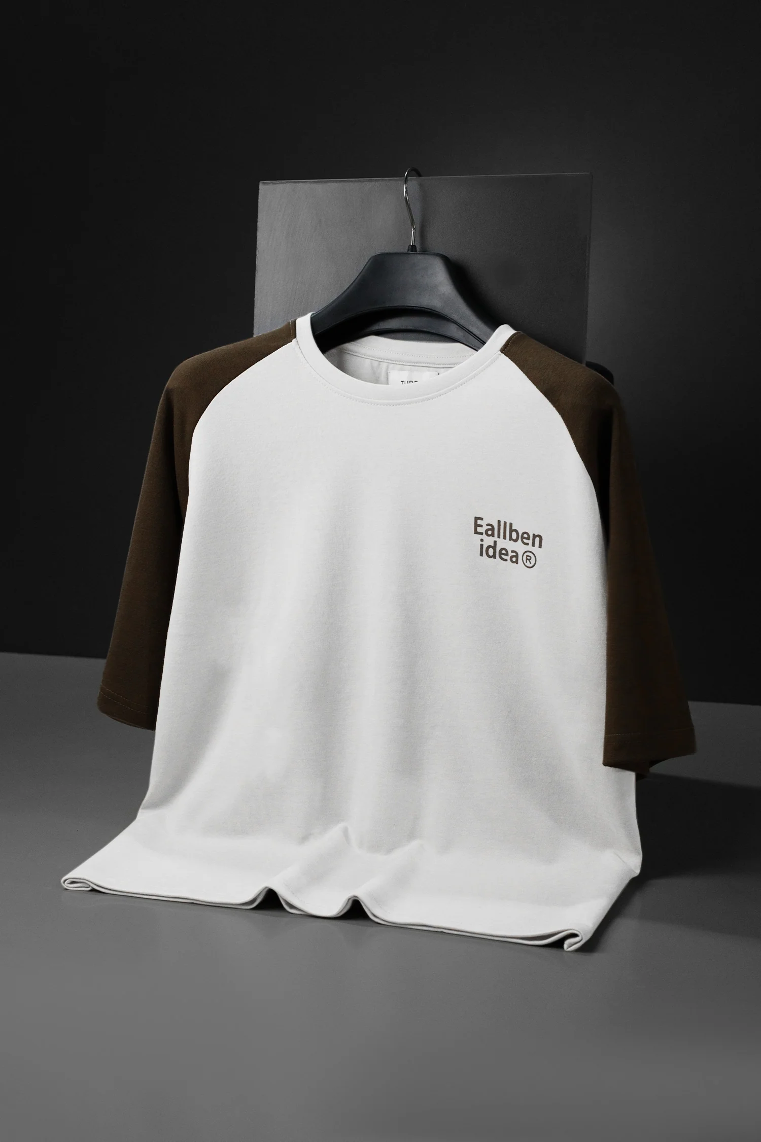 Turbo Relaxed-Fit Raglan Oversize Tee - Image 2