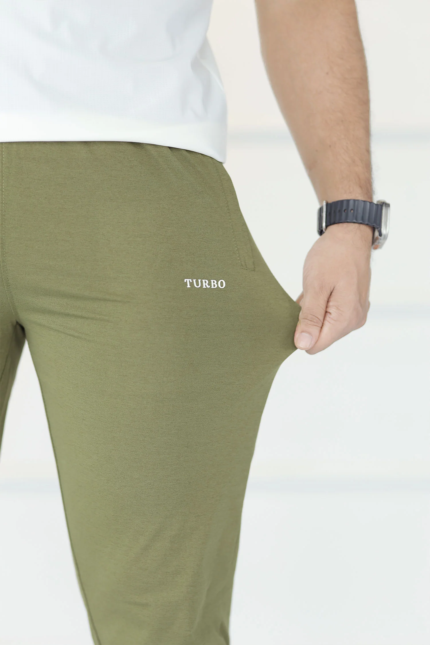 Turbo 'Running Club' Performance Series Men's Dryfit Trouser In Olive - Image 4