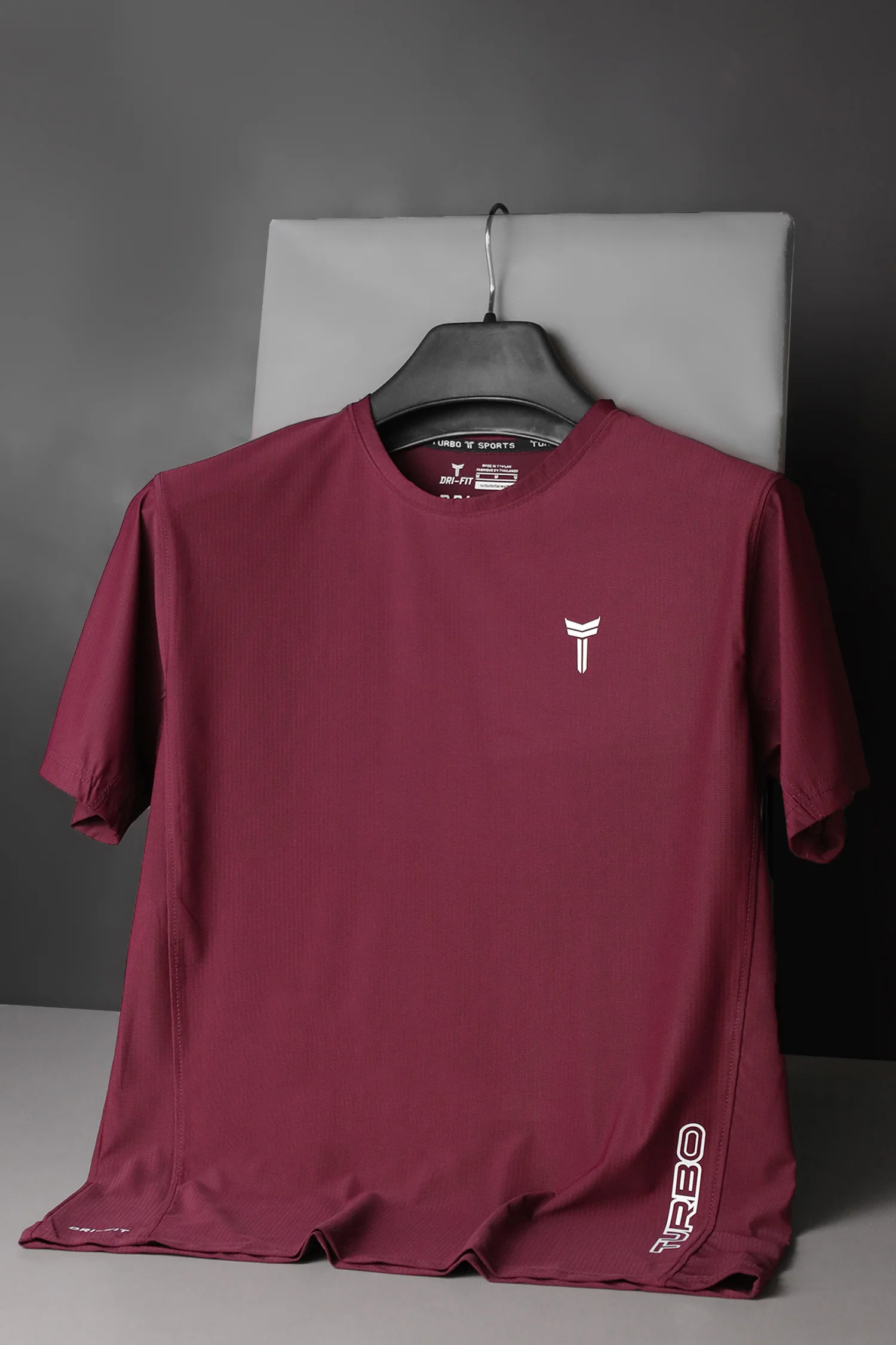 Turbo 'Street-Style' Drop-Shoulder Graphic Dry-Fit Tee In Dark Maroon - Image 2