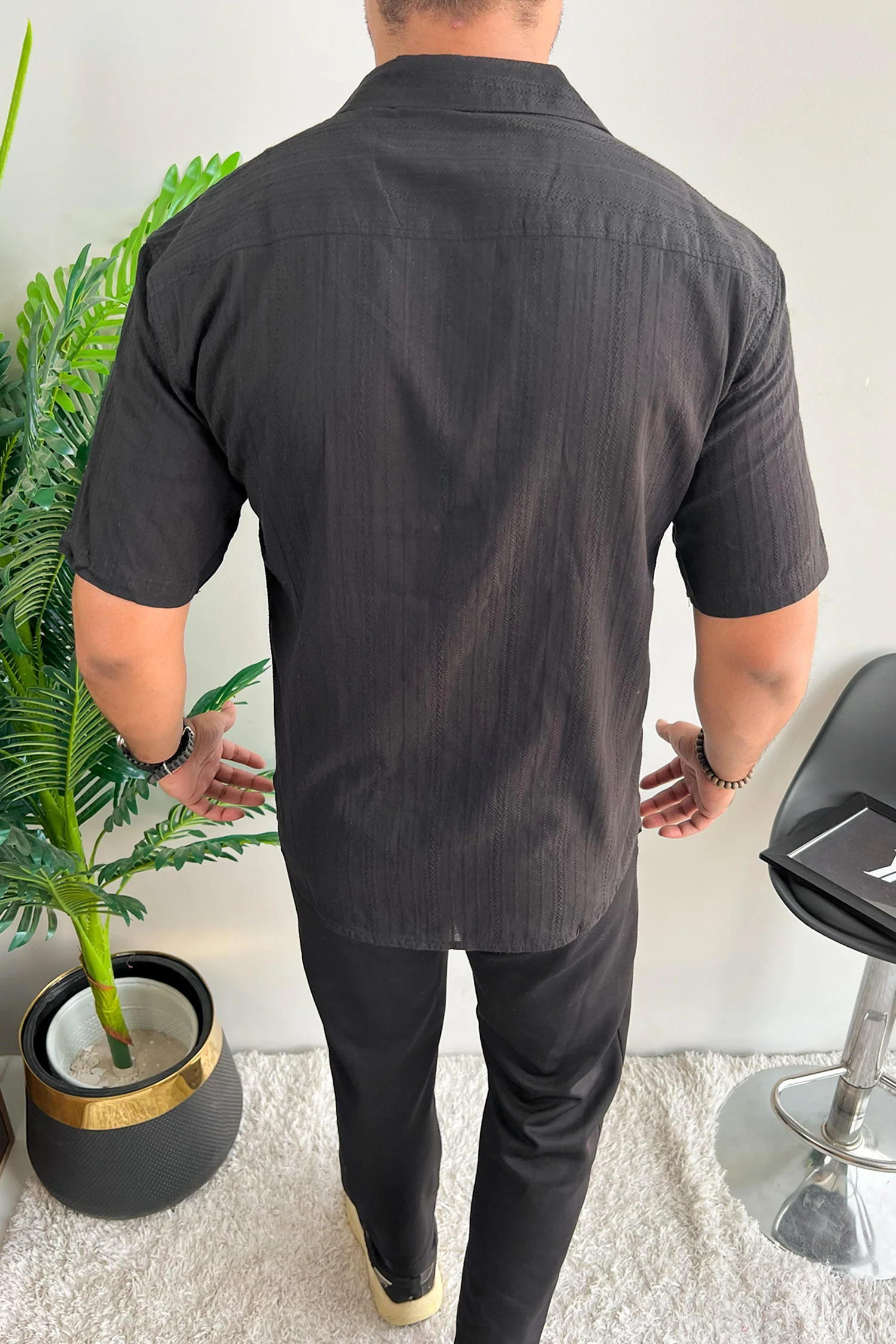 Turbo Textured Champ Casual Shirt In Black - Image 4