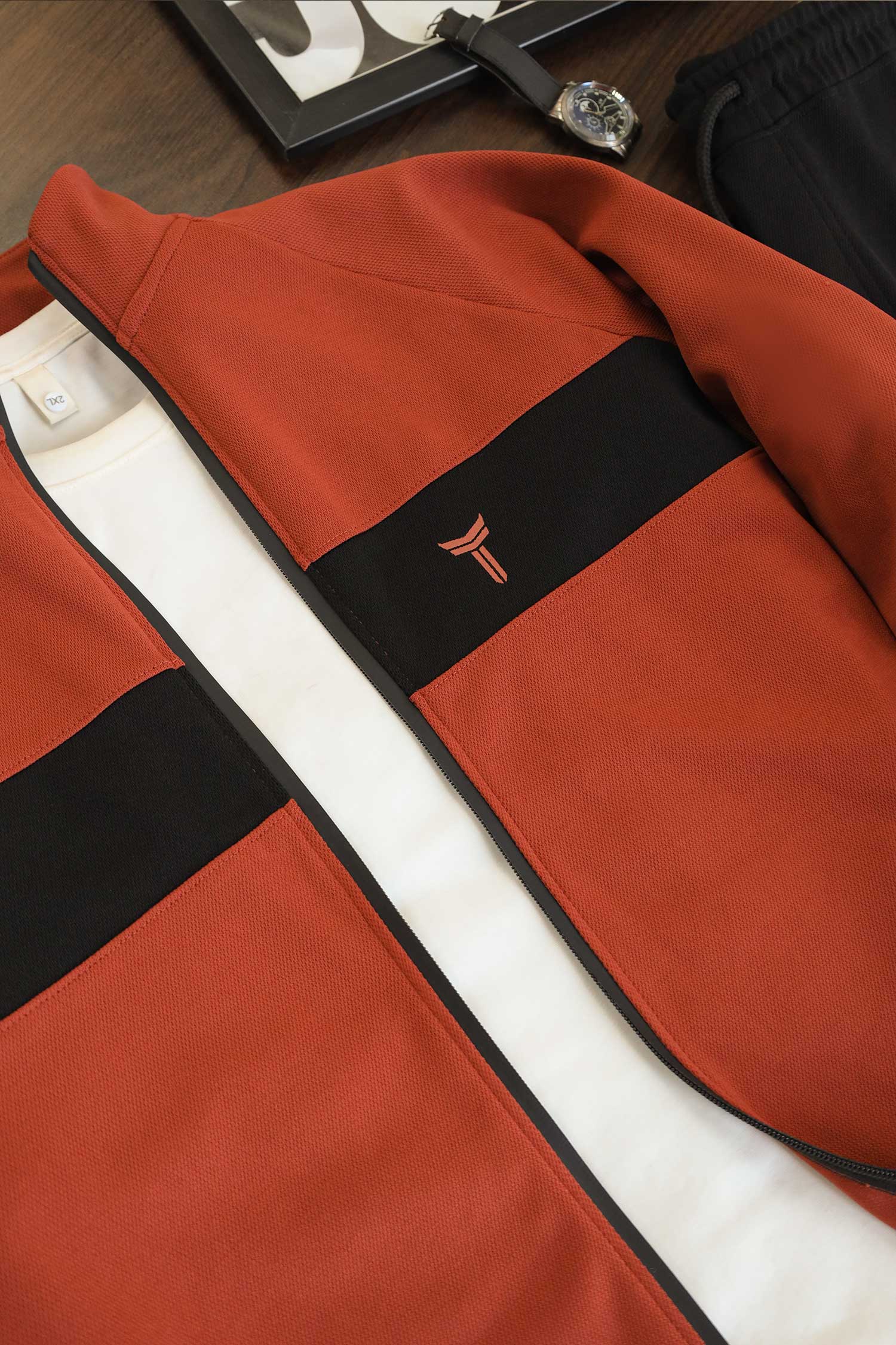 Turbo TrainFit Panel Mock Neck Zipper Tracksuit - Image 4